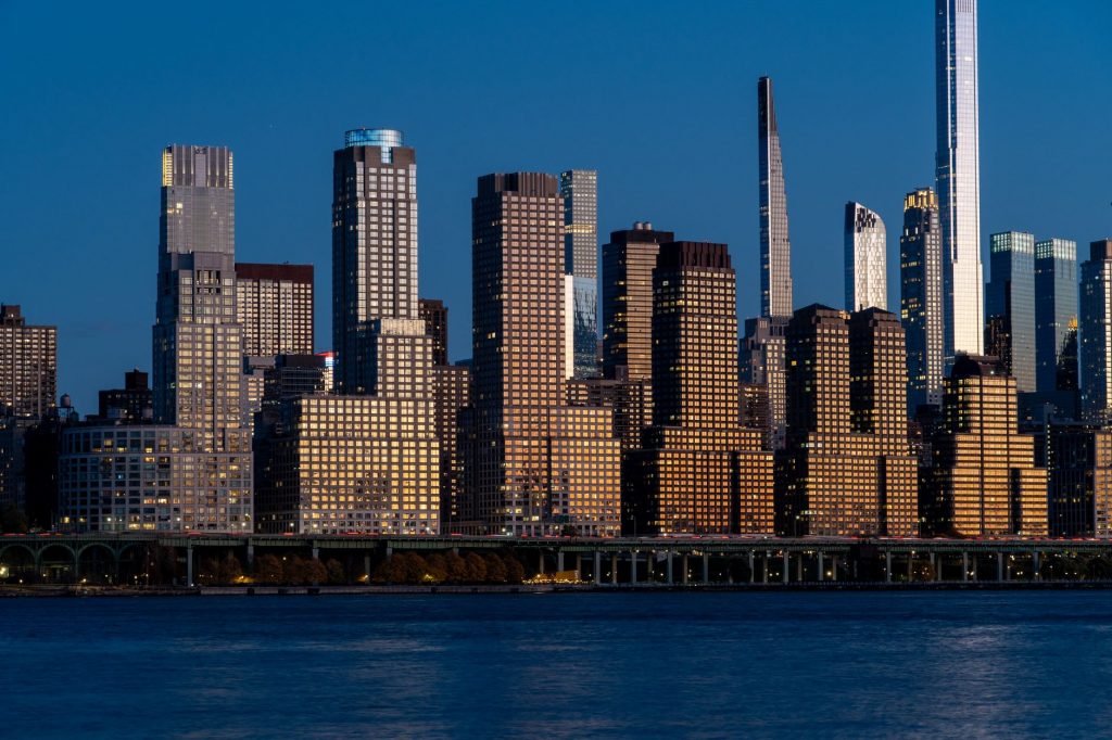 XO Love US — Premium Escort Agency Across America’s Elite Cities